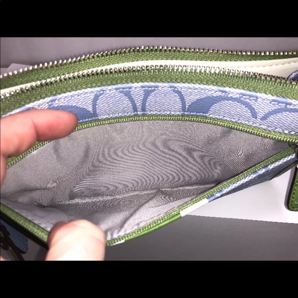 Coach Stripe Wristlet/Wallet - Picture 5 of 8